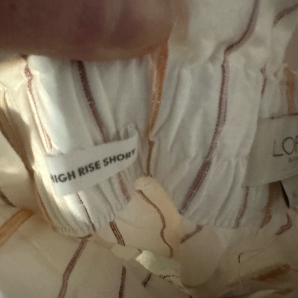 LOFT High Waist White and Tan Shorts with Belt - Picture 6 of 8